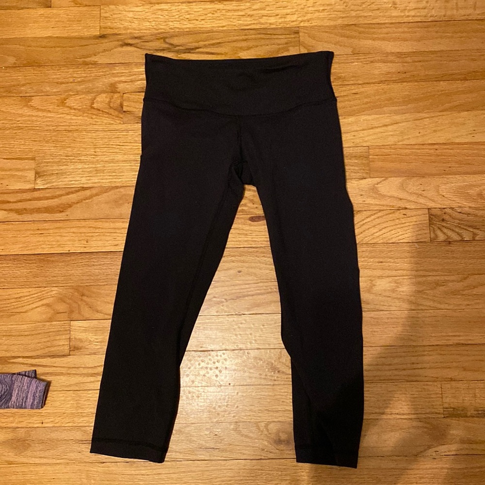 Lululemon crop leggings